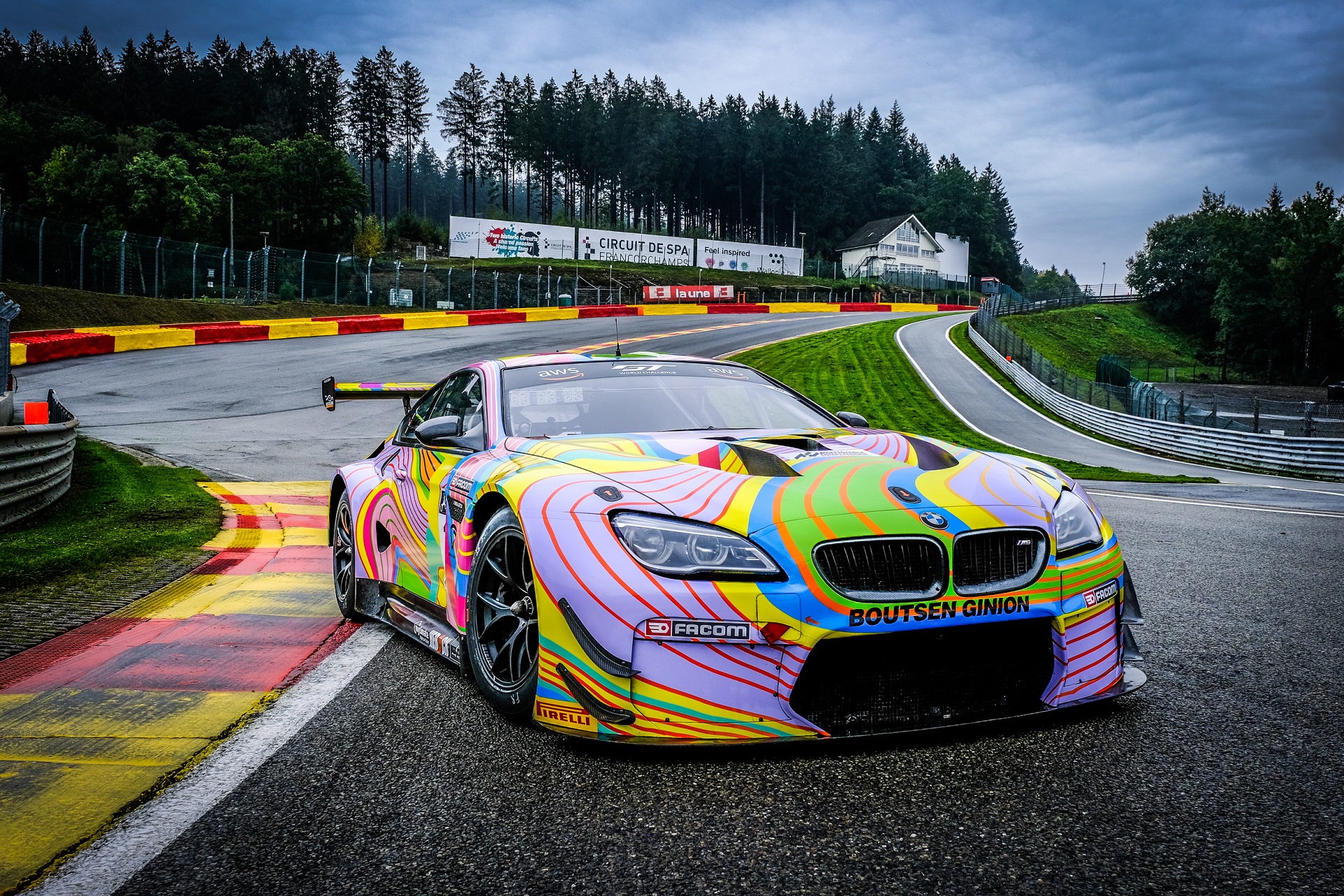 BMW M6 GT3 Race Car