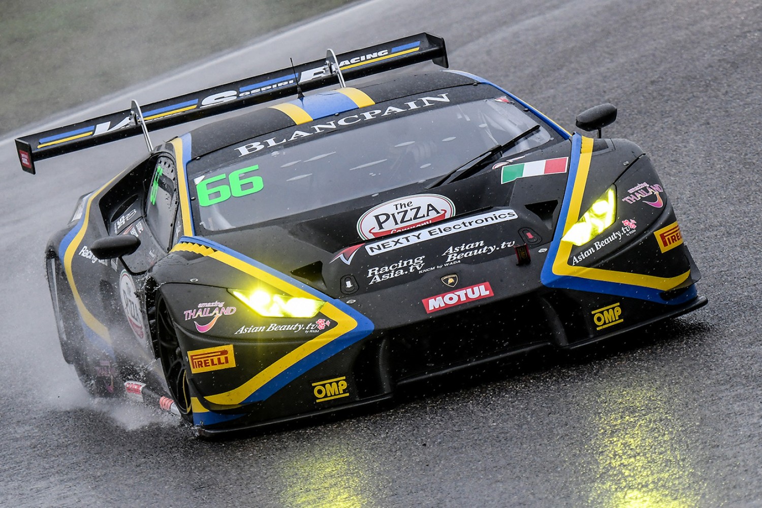 Lamborghini Hurcan Evo GT3 Race Car